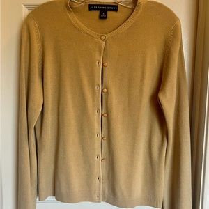 Nice Josephine Chaus camel colored cardigan